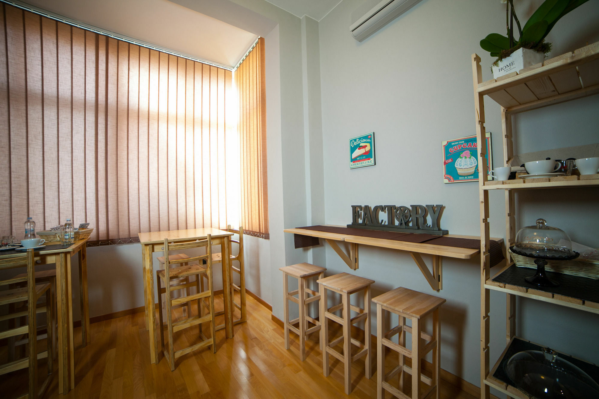 Factory Design Bed & Breakfast Наполи Екстериор снимка