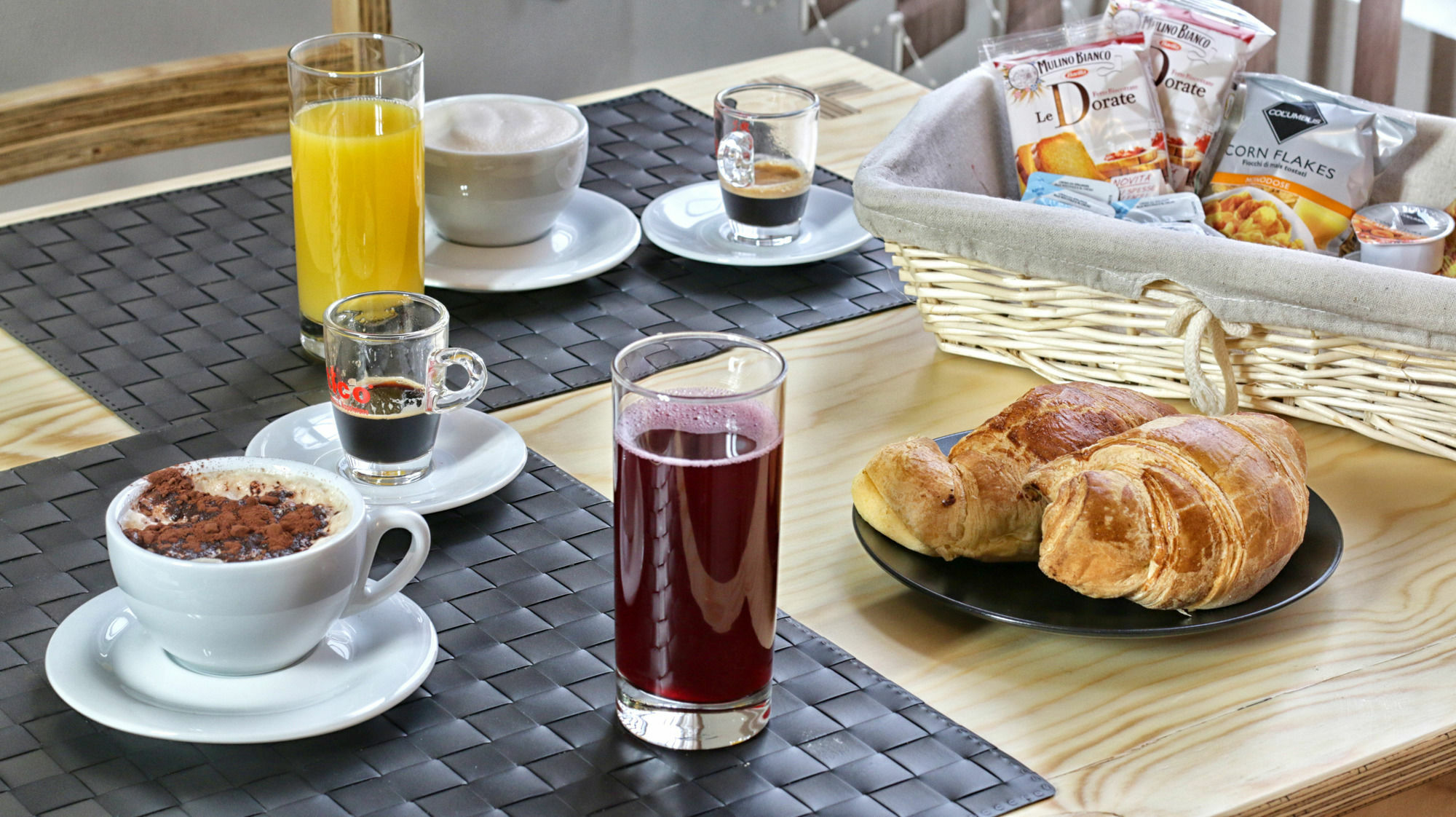 Factory Design Bed & Breakfast Наполи Екстериор снимка